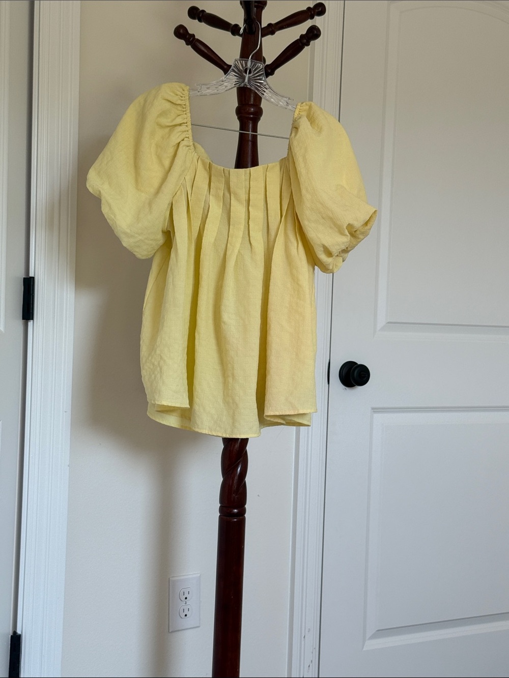 She + Sky Pale Yellow Pleated Puff Sleeve Top
